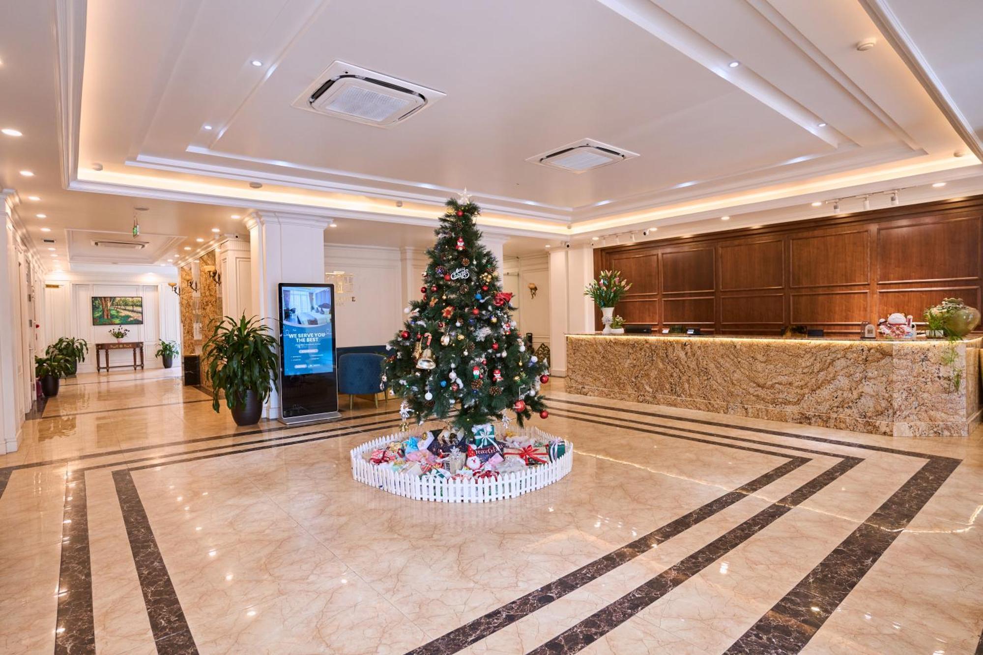 Le Haute Hotel Hai Phong Exterior foto