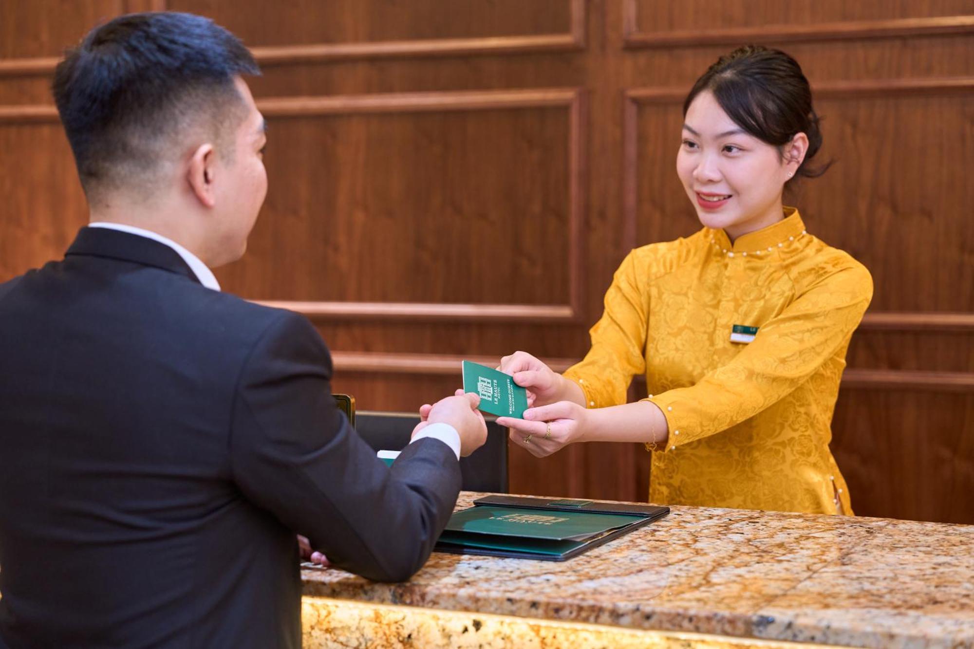 Le Haute Hotel Hai Phong Exterior foto