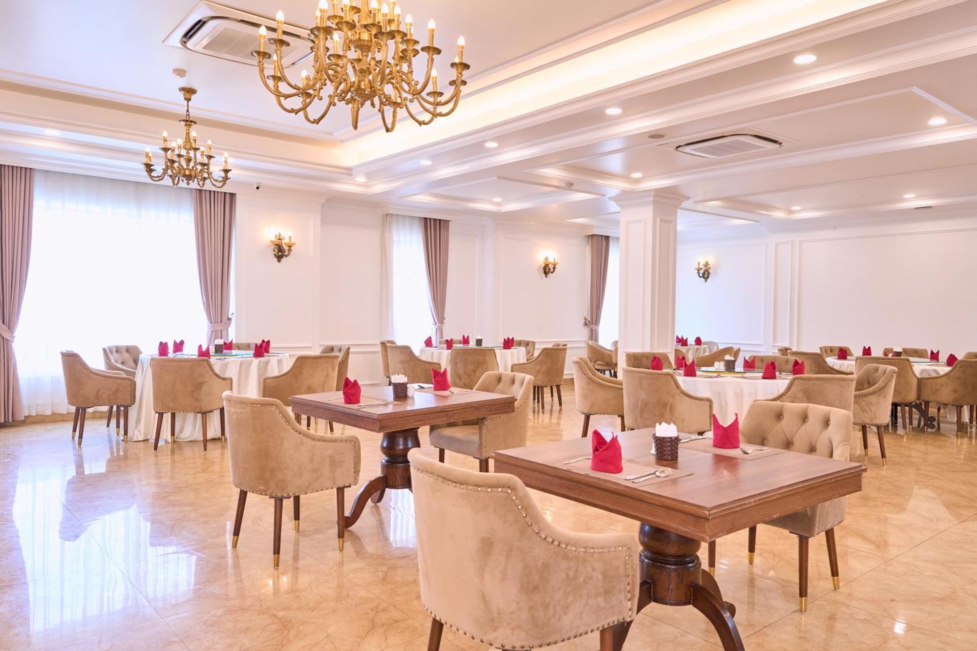 Le Haute Hotel Hai Phong Exterior foto
